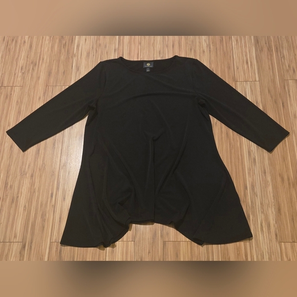 NWOT JM Collection Black Asymmetrical 3/4 Sleeve Blouse - Picture 1 of 7